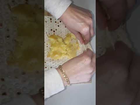 ساندویچ سیب زمینی و تخم مرغ مخصوص تبریز