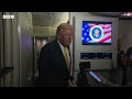 "Aamus, doofaar yahay" Trump oo ku xanaaqay gabar weriye ah oo su'aal ka weydiisay Epstein