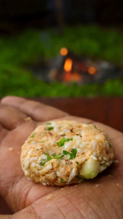 _Direbus sempurna di atas api kayu bakar 🍳🔥 #NatureVibes #FirewoodCooking #EggA