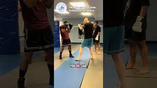 🥊 Basic Dutch kickboxing drill 🥊 and the importance of keeping your hands up 🙌 #kickboxing #mma
