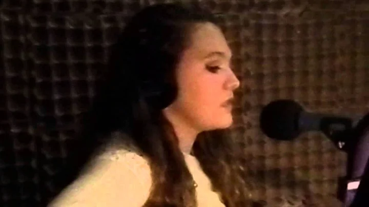 Sarah Grubbs Live KDWM the Fish