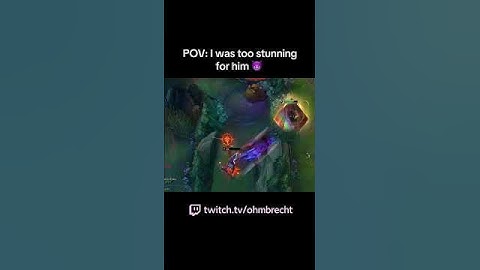 Timing is everything 🫦 #leagueoflegends #lolclips #gamergirl #streamer #fyp