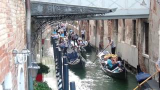 Venecia - Heavy Traffic