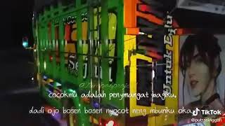 STORY WA TRUK MBOISS LOPP GUK GUK