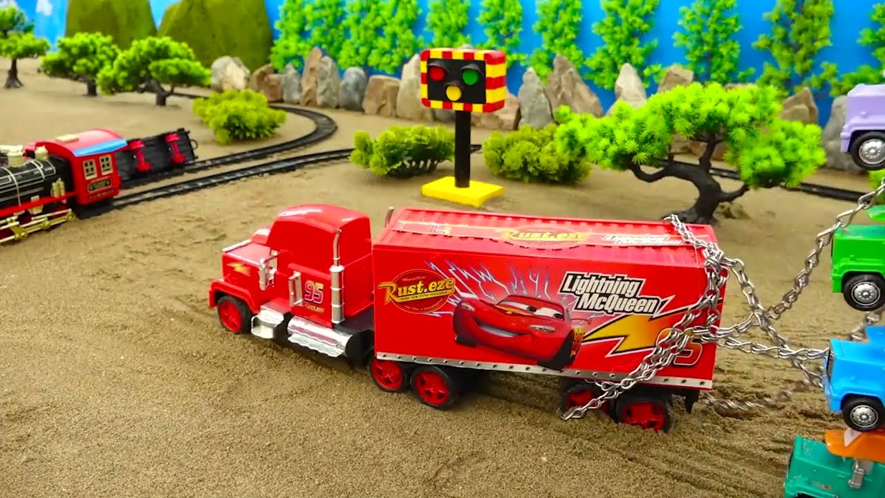 🤩 McQueen Semi Truck & Dinosaur | Playing Car Toys | Kid Studio 💦