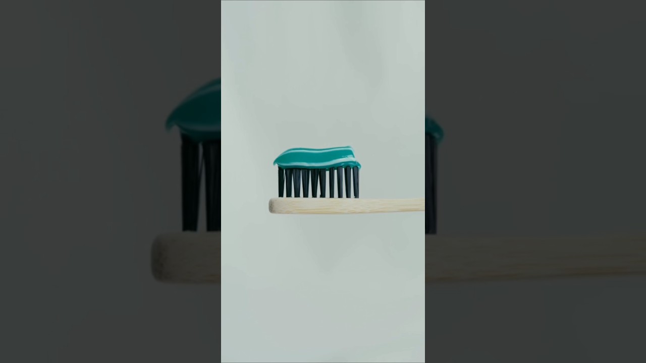 Kya aap jaante ho? 😯 Colgate ki history 100+ saal purani hai! 🦷✨