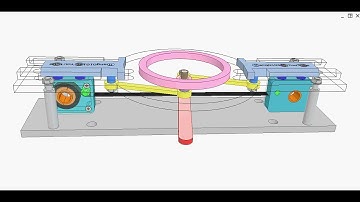 Spring self-centering fixture of constant force