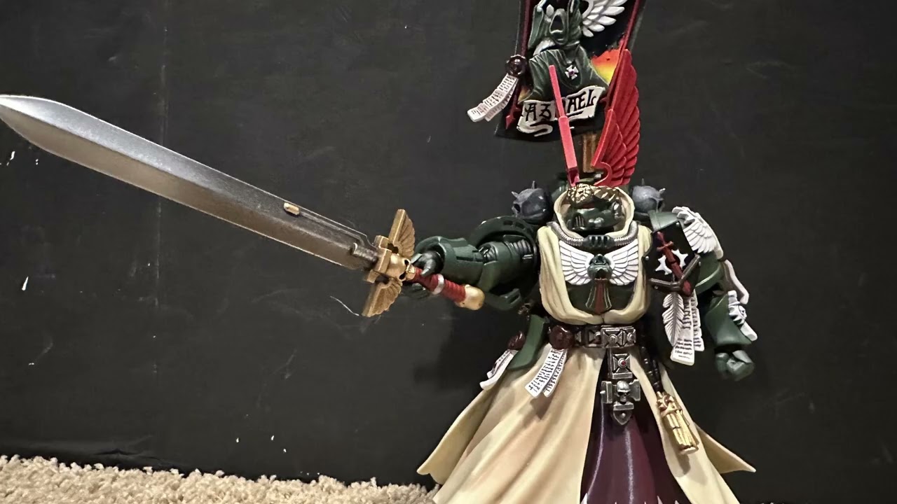 Guardsman POV: You Try Showing Off your Chainsword