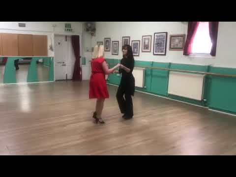 ADA BACHATA sequence dance + SCRIPT by choreographer (of RIA and ADA Bachata) 