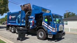The First Electric Garbage Truck in my Neighborhood! *BRAND NEW* Peterbilt 520 McNeilus ZR 2557EV