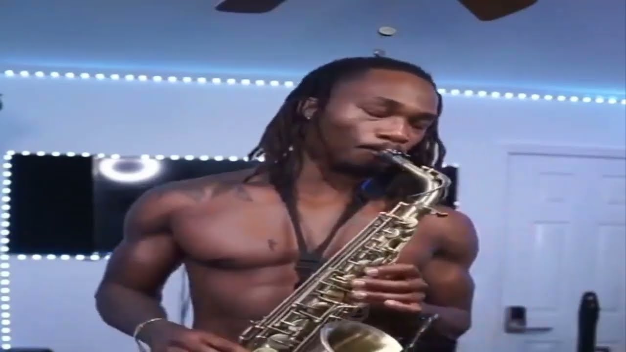 Ambatublow. THE SAXOPHONE! #dreamybull #dreamybullxxx