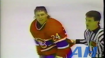 NHL Nov. 15, 1990 Craig Berube,PHI v Lyle Odelein,MTL Philadelphia Flyers Montreal Canadiens