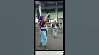 Nenek joget kocak