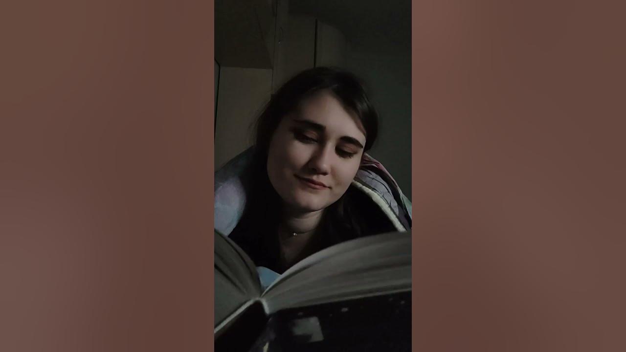 Атмосфера ночного чтения🌌 "Добро пожаловать в мир, малышка!" Фэнни ...