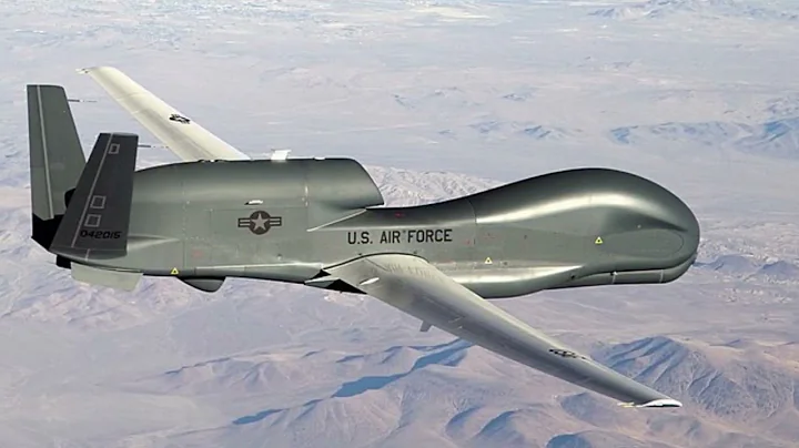 The Largest Drone In The World (RQ 4 Global Hawk)