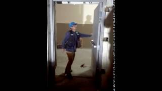 MIRA COMO SE INSTALA UNA PUERTA CORTAFUEGO
