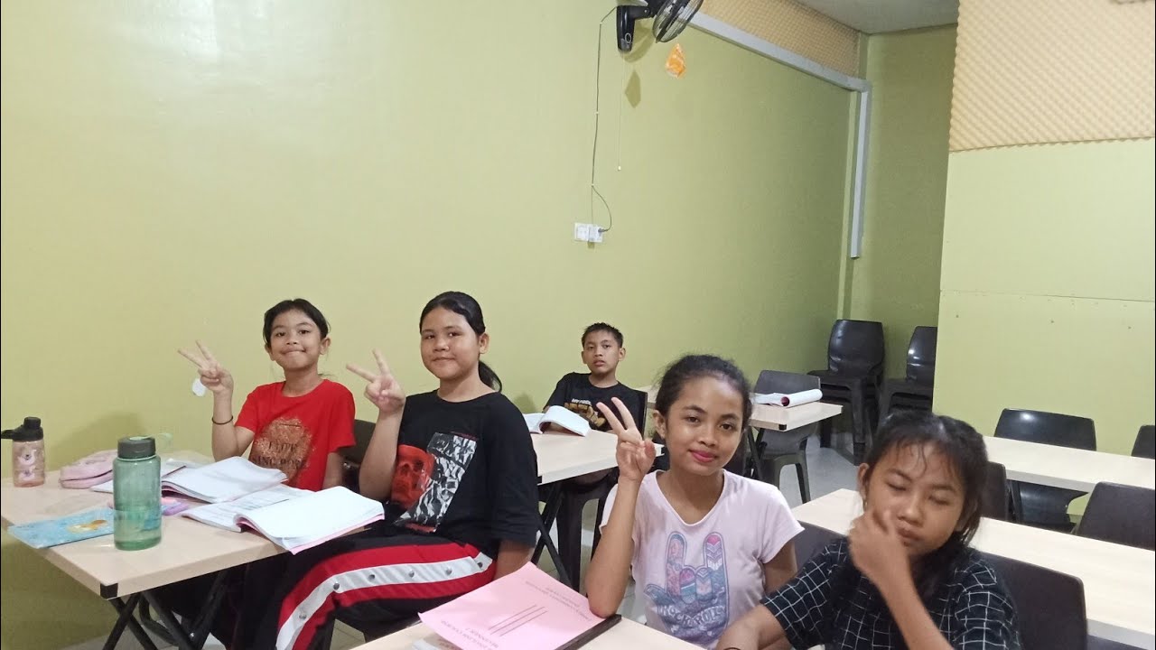 Meet 23/04 Mar 2026 (Beginner 2/18.30): FCE English Course | WA 082170822395