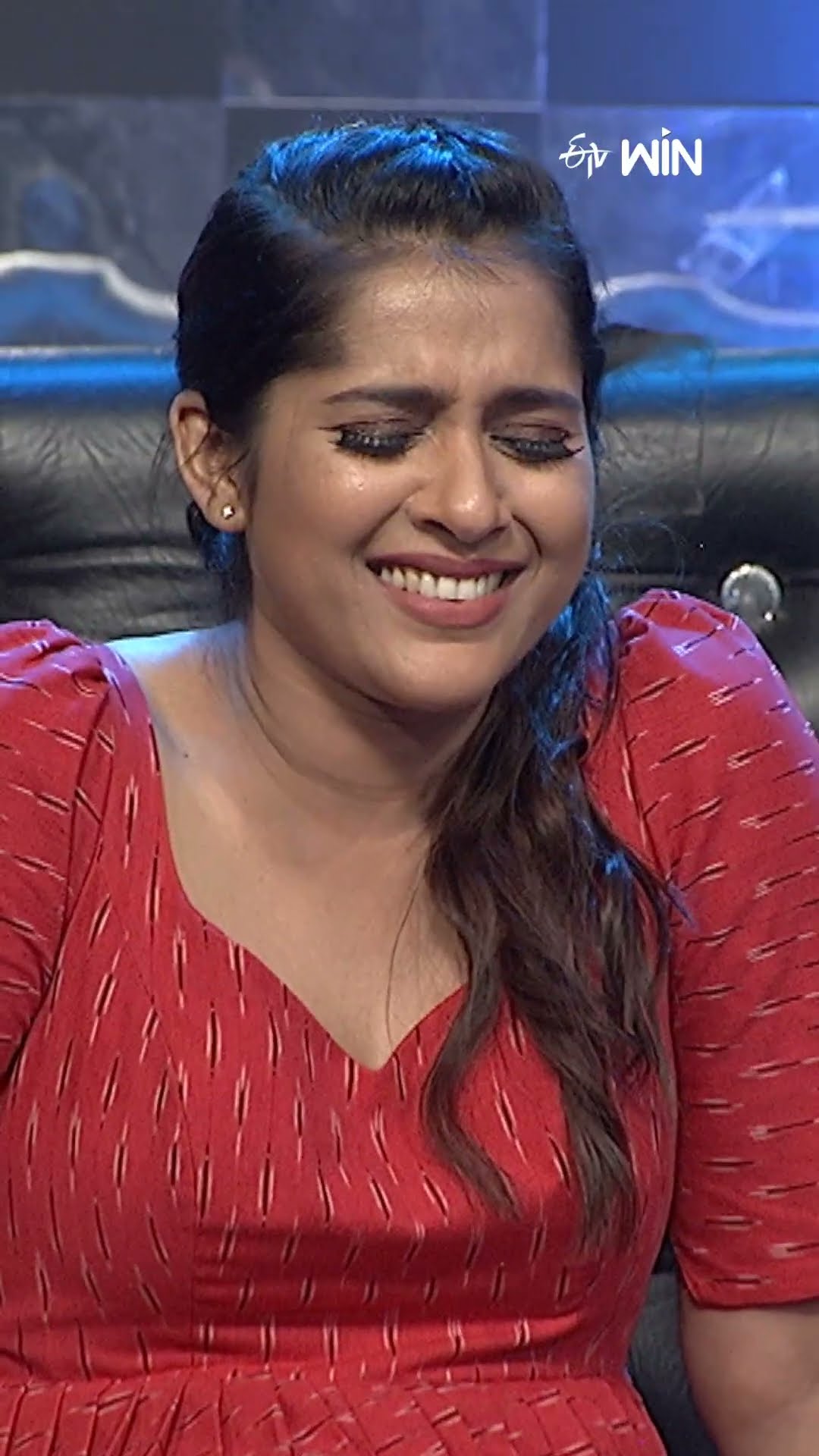 #shorts - Free air కోసం Lungi కట్టుకొచ్చిన సుధీర్..! #dheejodi #comedy #sudheer #pradeep #rashmi