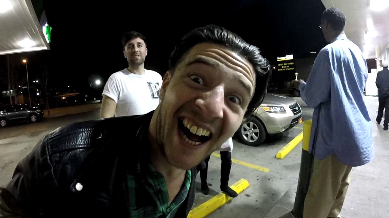 Alvarez Kings - Sleepwalking Pt.II [Unreleased Behind The Scenes Tour Footage]