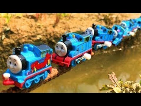 きかんしゃトーマス すぽすぽじこはおこるさ！金色 ミニミニ