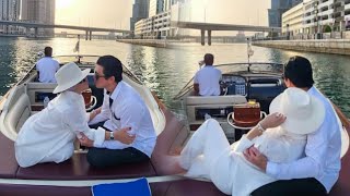 Indahnya kemesraan Syahrini Reino ketika naik kapal di Dubai. Masya Allah Tabarakallah