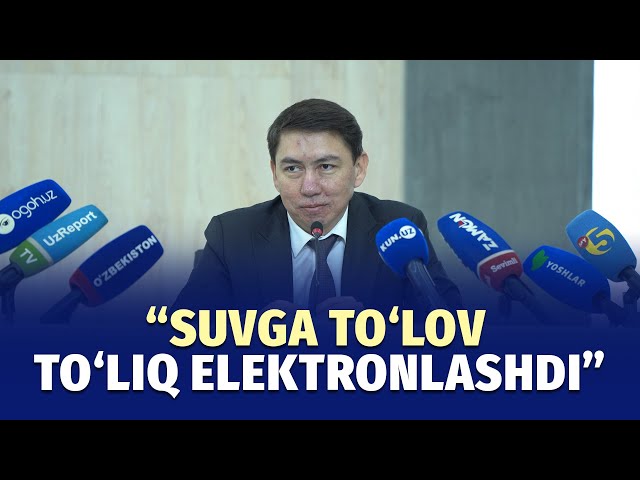 Onlayn limuzin pornosini tomosha qiling Mushuk dumini va jinsiy olatini soradi