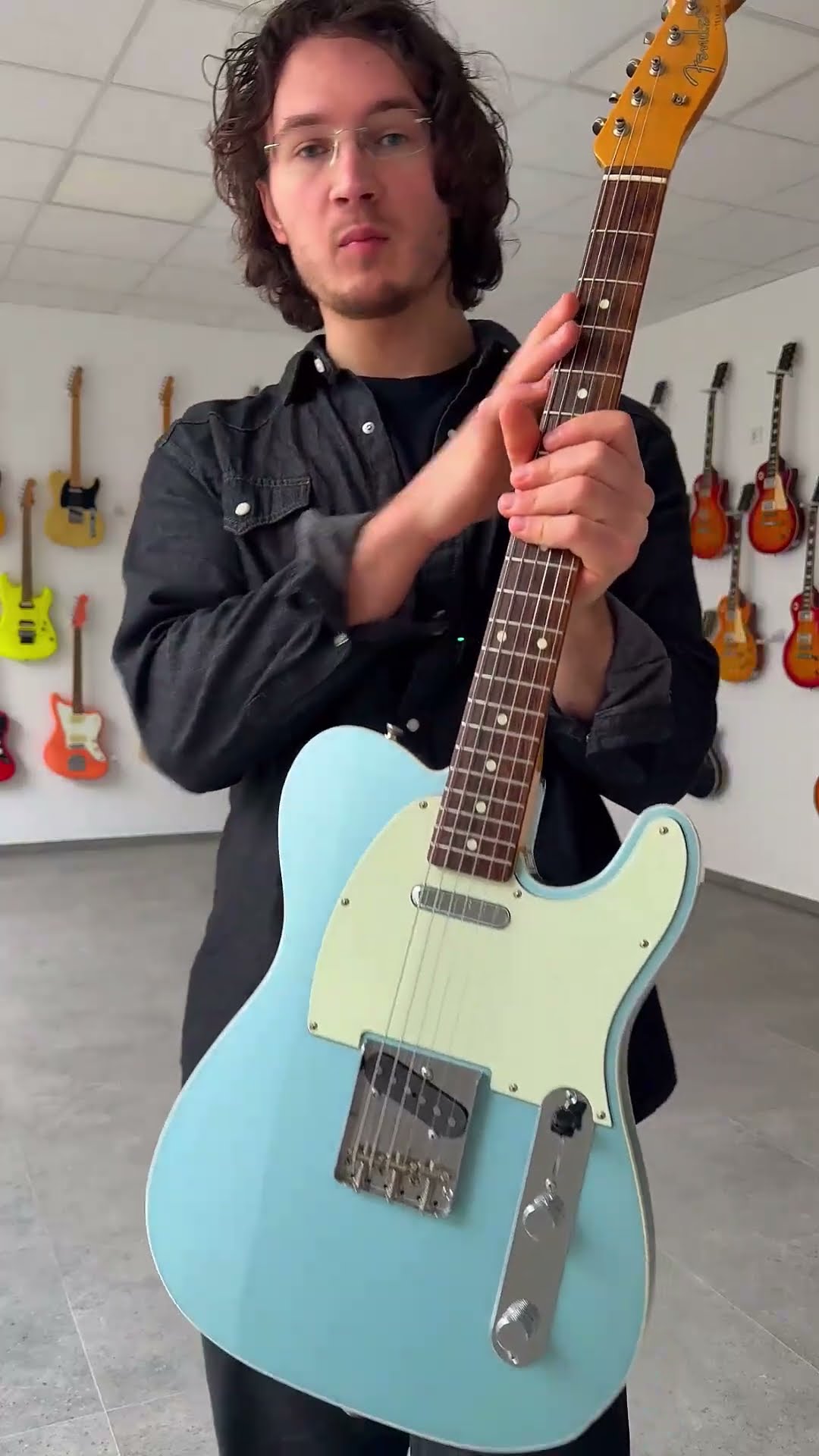 Fender Japan TL62B '62 Telecaster 2017 – Ice Blue Metallic - YouTube