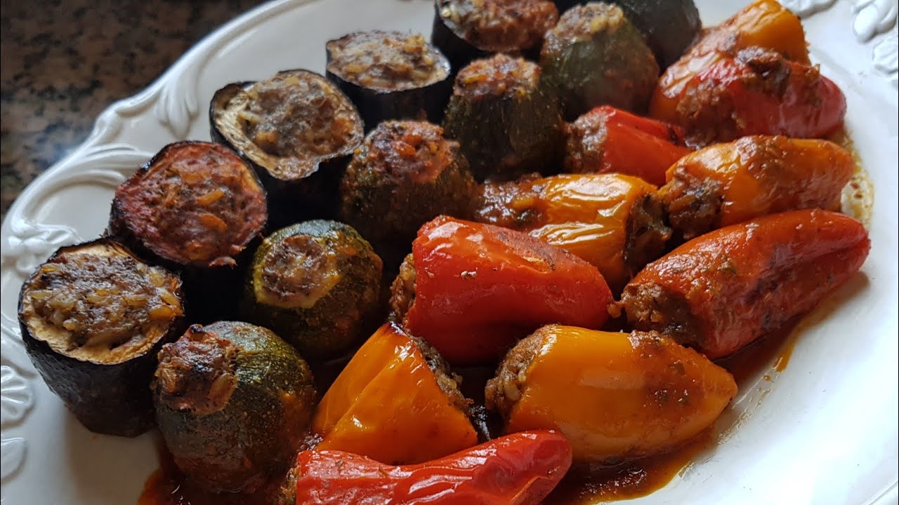 خضر معمرة بالكفتة احسن طريقة باش ناكلو الدنجال و الكرعة و الفلفلة في طبق واحد