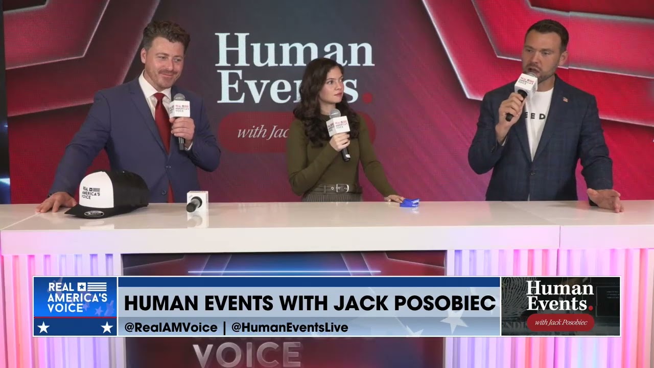 Эвита Даффи резко раскритиковала TSA, назвав её «неконституционной», и рассказала о своей беремен...