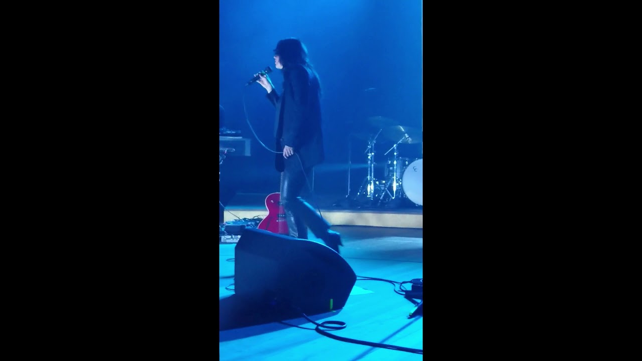 Sharon Van Etten No One's Easy to Love (Copenhagen, 7 Apr 2019) YouTube