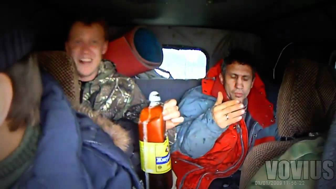 Гифка езда на машине