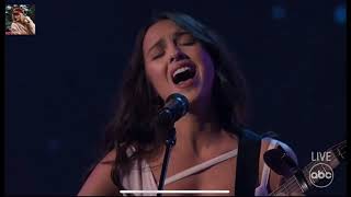 Olivia Rodrigo - traitor (Live At The AMAs 2021) HD 1080p