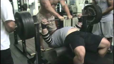 Joey Smith Max Effort Raw Bench Press Training @ NeboBarbell 05/29/11