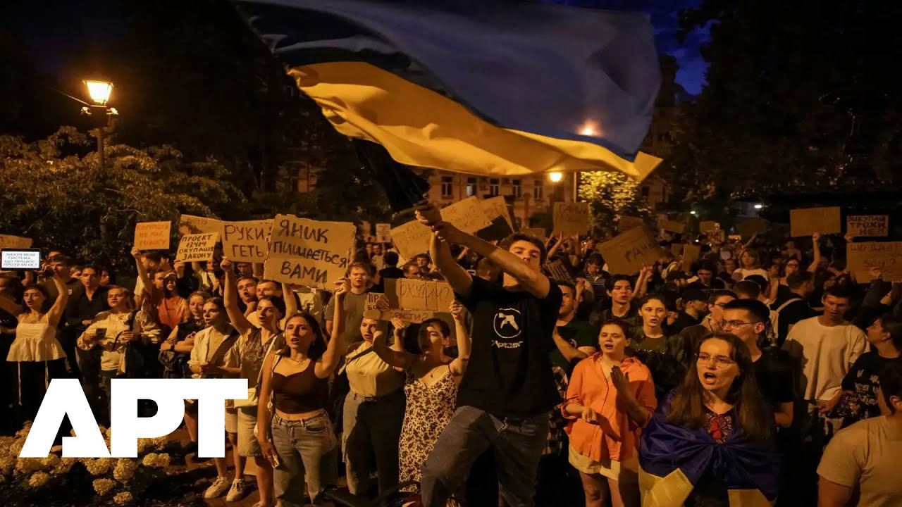 Ukrainians Lose Patience as Energy Graft Scandal Erupts | APT
