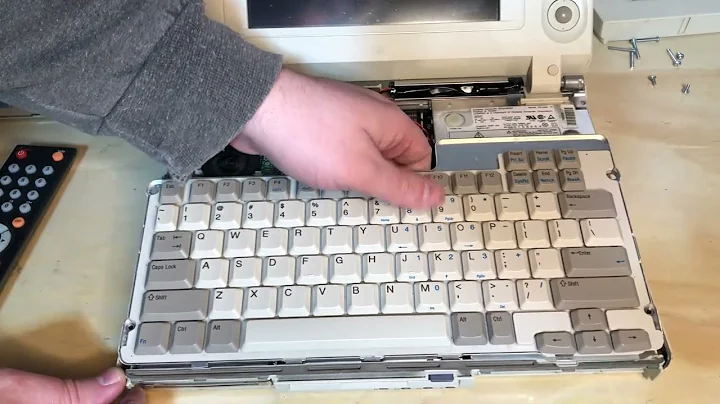 Bar Bet 7.1: Will The Citizen W1D from The Sony Fit in A Compaq LTE Elite?