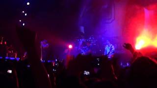 Avenged Sevenfold - So Far Away  Live @ chile 12/04/2011