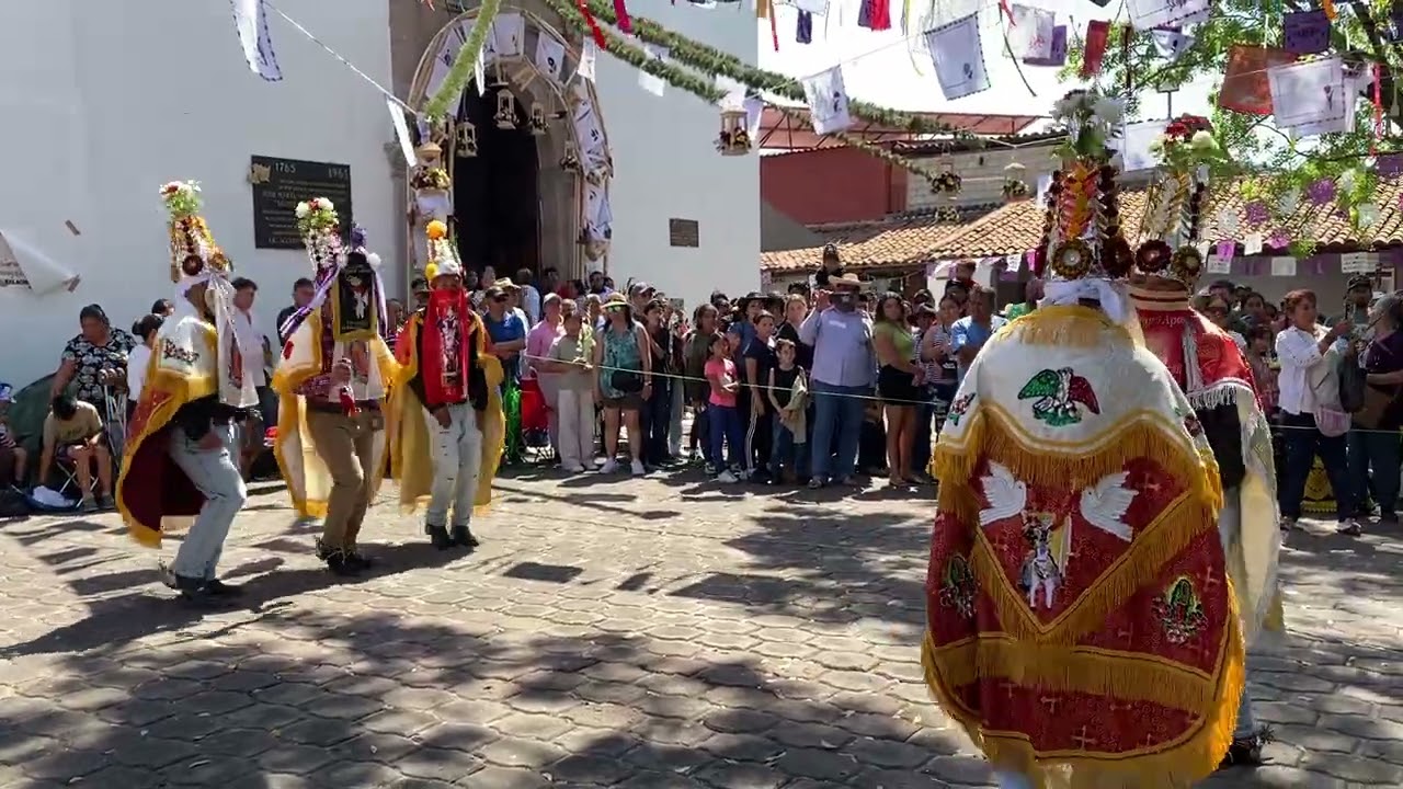 Danza de los moros de Santiago Azajo bailando en el atrio del Santuario del Señor de Carácuaro 🎥🙏🏻
