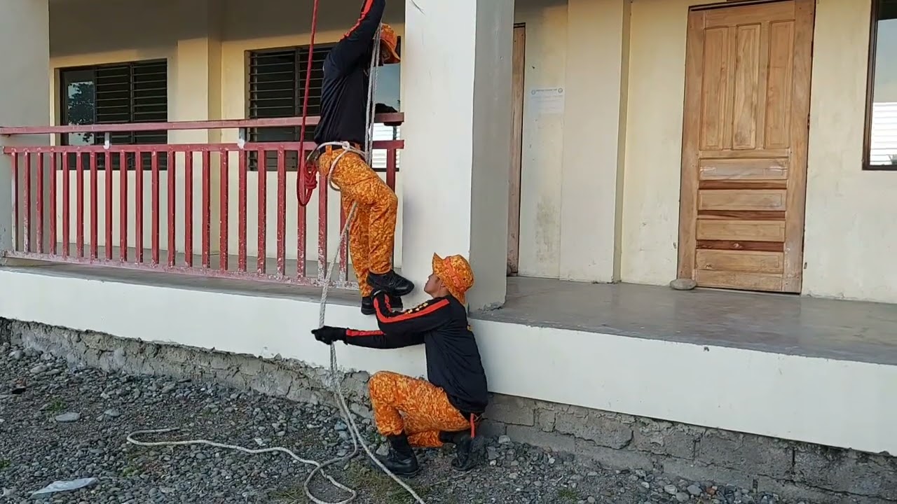 ASCENDING TECHNIQUES SINGLE FOOT LOCK