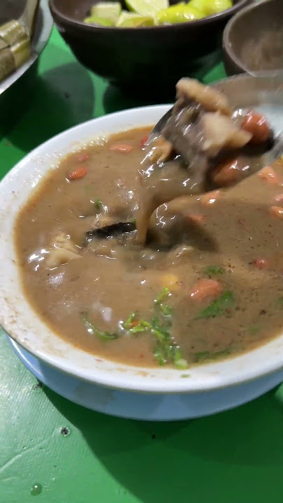 Coto terenak di makassar,coto paraikatte #food #seafoodmurah #kulinerikan #streetfood #makananlaut