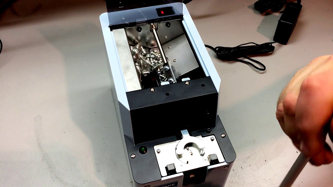 Janome Magnetic Vibratory Screw Feeder: Captured Washers