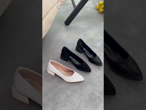 Классические белые туфли лодочки на низком каблуке доступная цена, видео 1