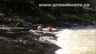 GRAND inflatable canoes ARGUS on rapids