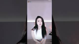 Anna莉安娜20221221171847