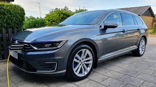 VW Passat B8 with all the equipment that can be ordered from Volkswagen. Features are shown