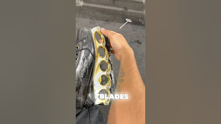 What Kind Of Ice Skates Are Those ?🤔 #iceskate #iceskating #hockey #bauer #tblade