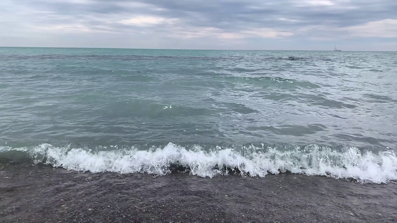 Toronto Beach. Beautiful waves