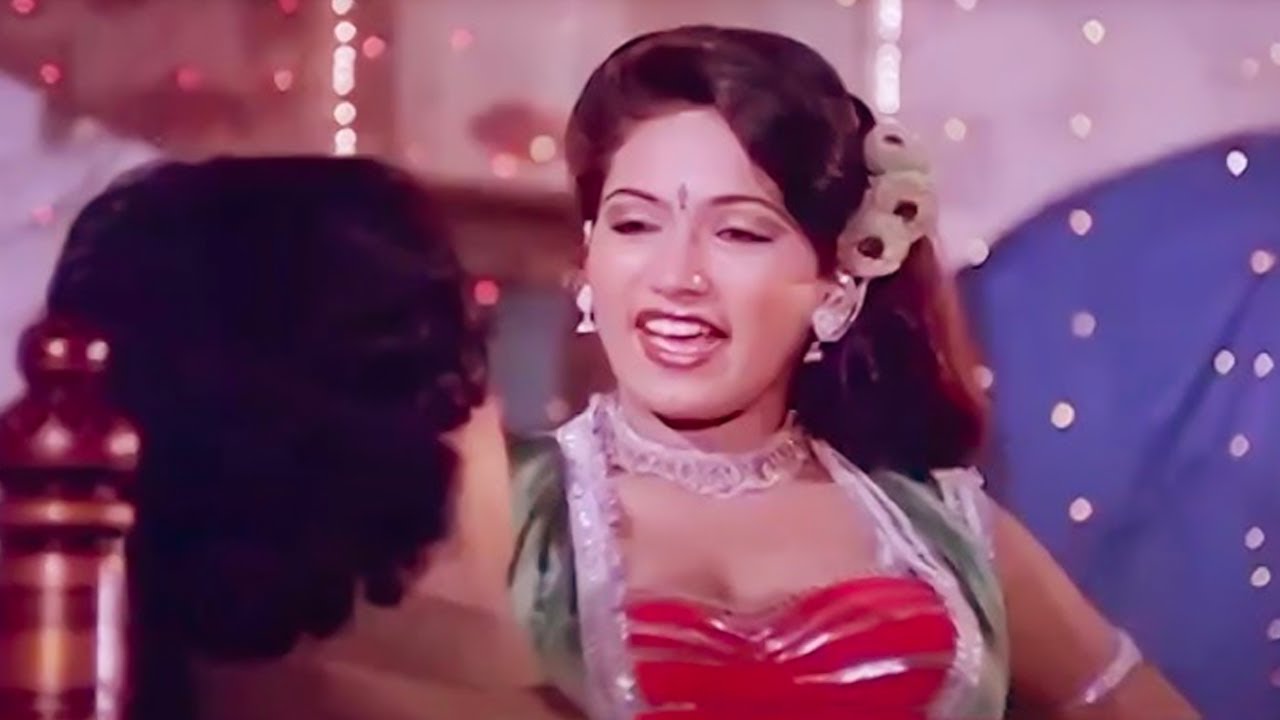 Hum Ne Suna Hai Tu Hai Daku | Superhit Full Romantic Song | Lohe Ke Haath Movie Song || NV