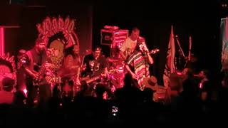 Voodoo Glow Skulls-Lanzar la Luna