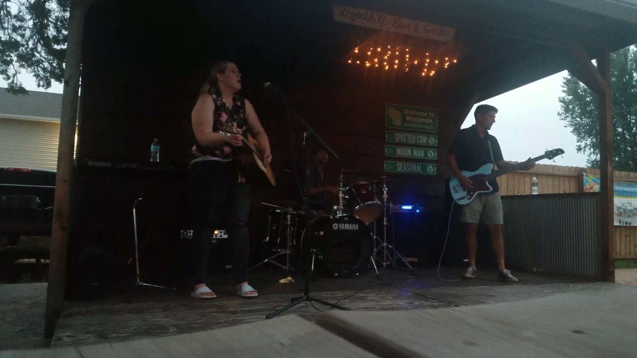 "Black Eyeliner" extended live Woodhill Bar & Grill 8.20.21