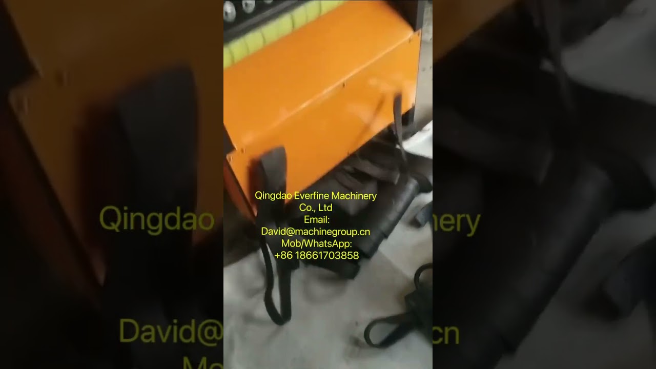 Rubber sheet cutting machine